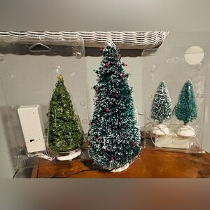 4  Lighted Christmas Village TREES Evergreen W Snow Lemax (2) , Unbranded (2)